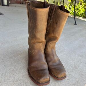 men’s frye boots size 9.5